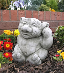 Garden on Ear Picker Gargoyle Stone Garden Statue    34 99 Free Delivery