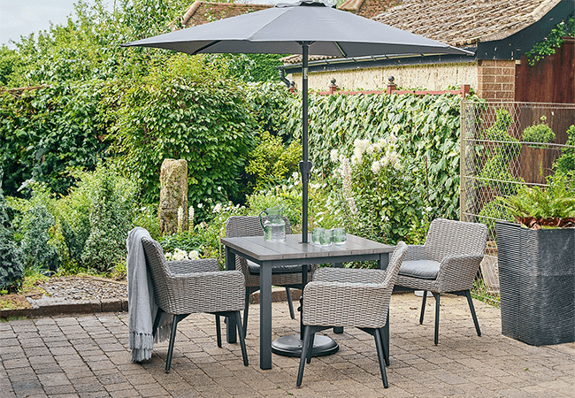 Image of LG Java 4 Seat Dining Set with 2.5m Deluxe Parasol