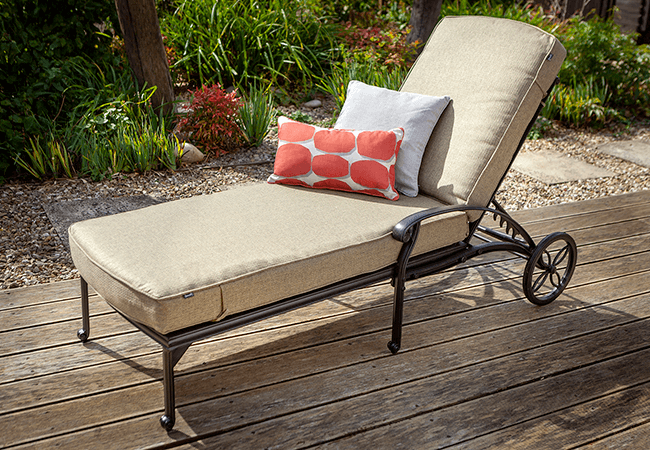 Image of Hartman Capri Lounger in Bronze and Amber