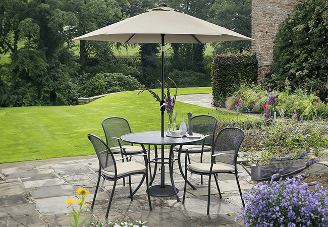 Image of Kettler Caredo 4 Seater Round Dining Set with Parasol in Stone