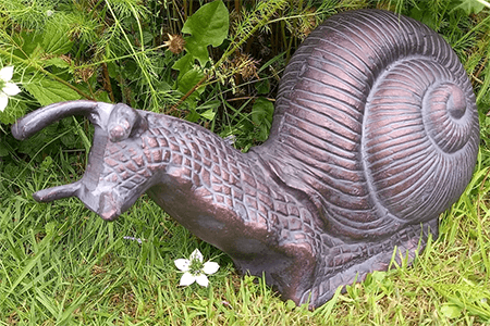 Image of Giant Garden Snail Ornament in Bronze Finish