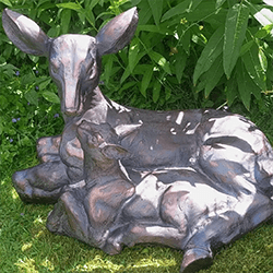 Extra image of Large Doe and Baby Fawn Cast Aluminium Garden Sculpture