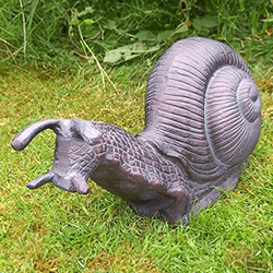 Extra image of Giant Garden Snail Ornament in Bronze Finish